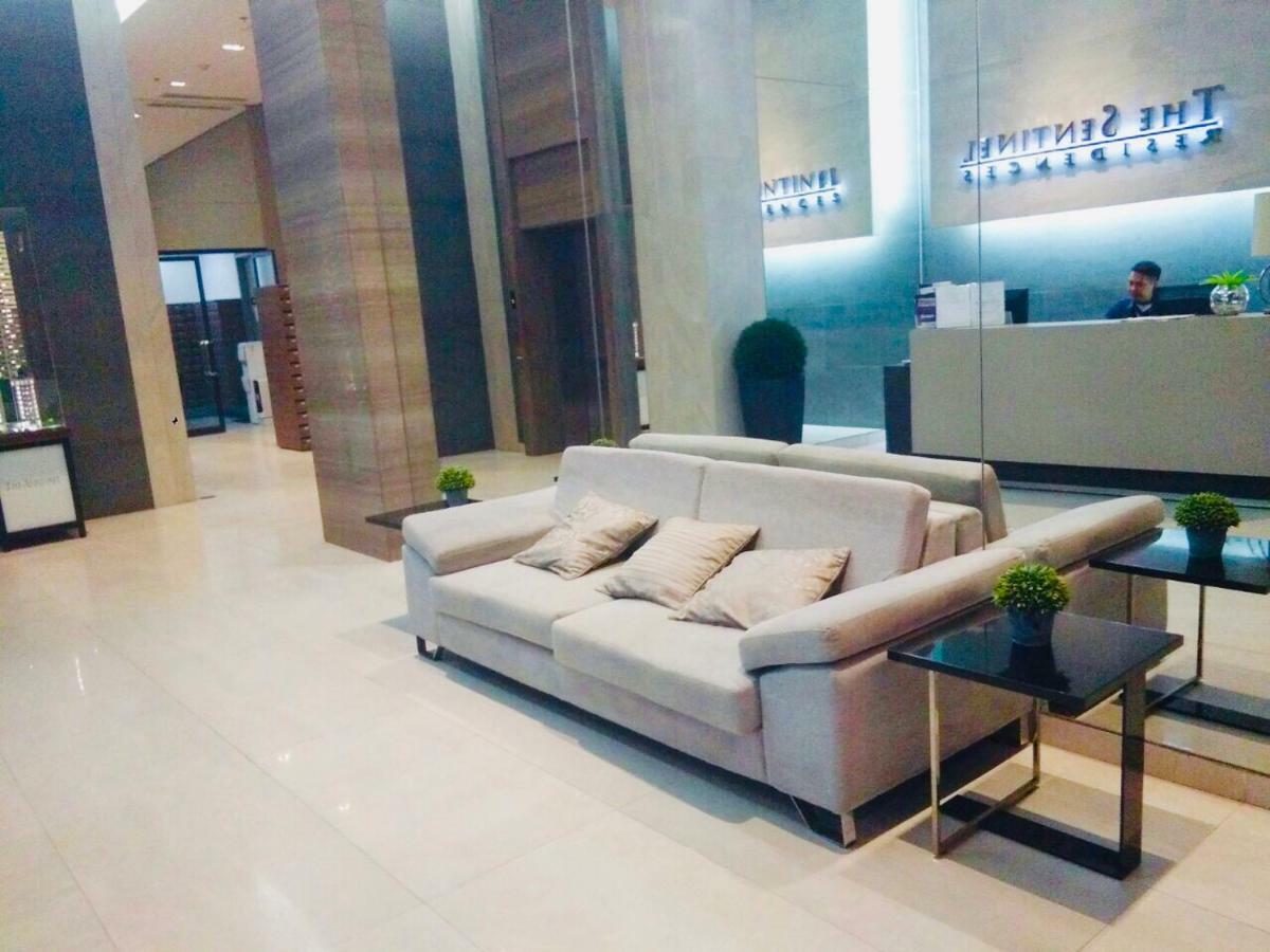 The Sentinel Residences Suite Manila Exterior foto